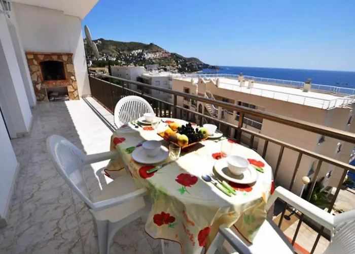 Beautiful In With Views Apartament