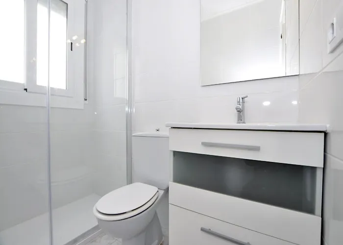 Appartement Beautiful In With Views Roses