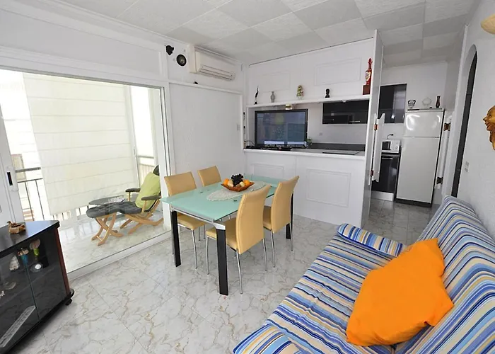 Appartement Beautiful In With Views Roses
